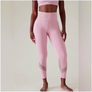 Athleta Salutation 7/8 Tight Legging